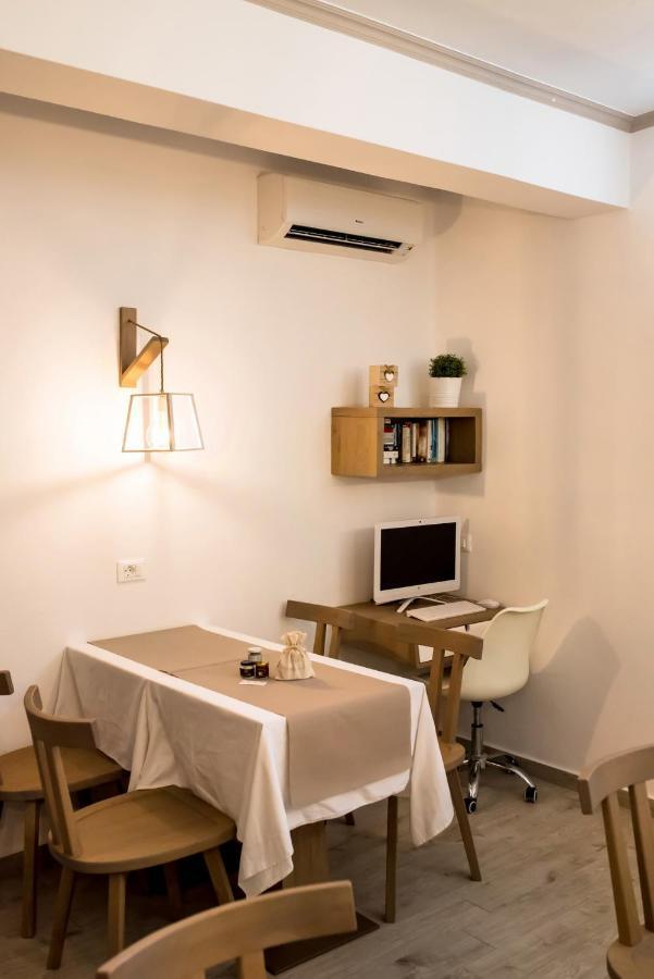 Hotel Kokona à Symi Extérieur photo